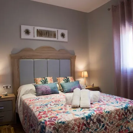 El Pilar Apartment *